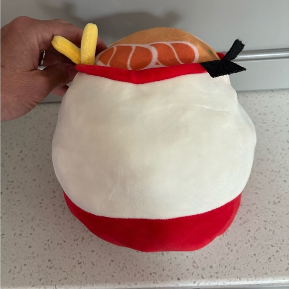 Raisy The Ramen/Shun The Sushi Squishmallows 8" Flip A Mallows - Picture 4 of 8
